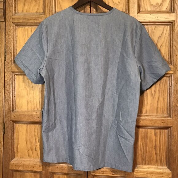 FIGS Technical Collection Scrubs Graphite Gray Men's Large Chisec Top 3 Pockets - Picture 7 of 8